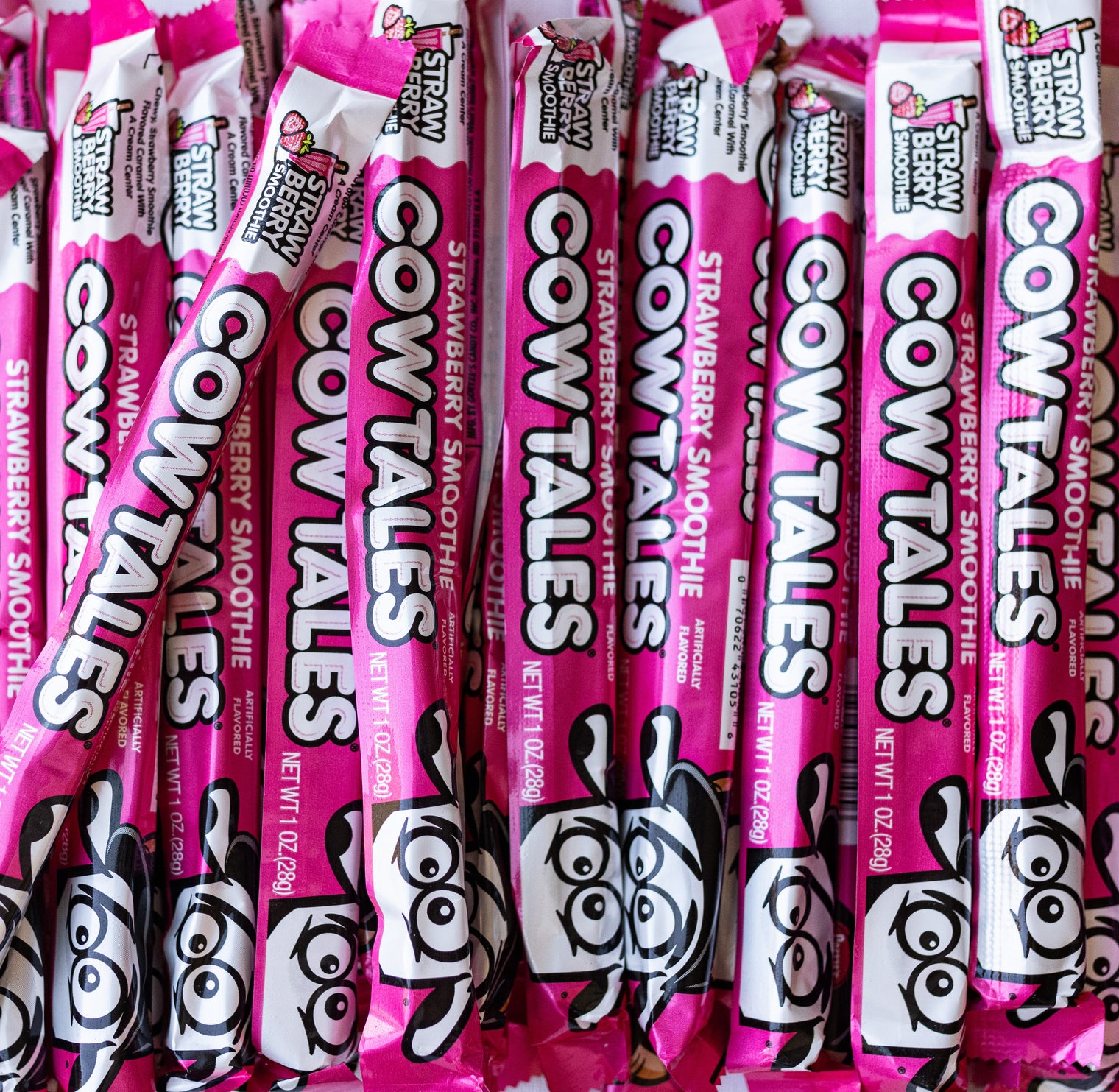 (12) boxes of 36ct Strawberry Smoothie Cow Tales®